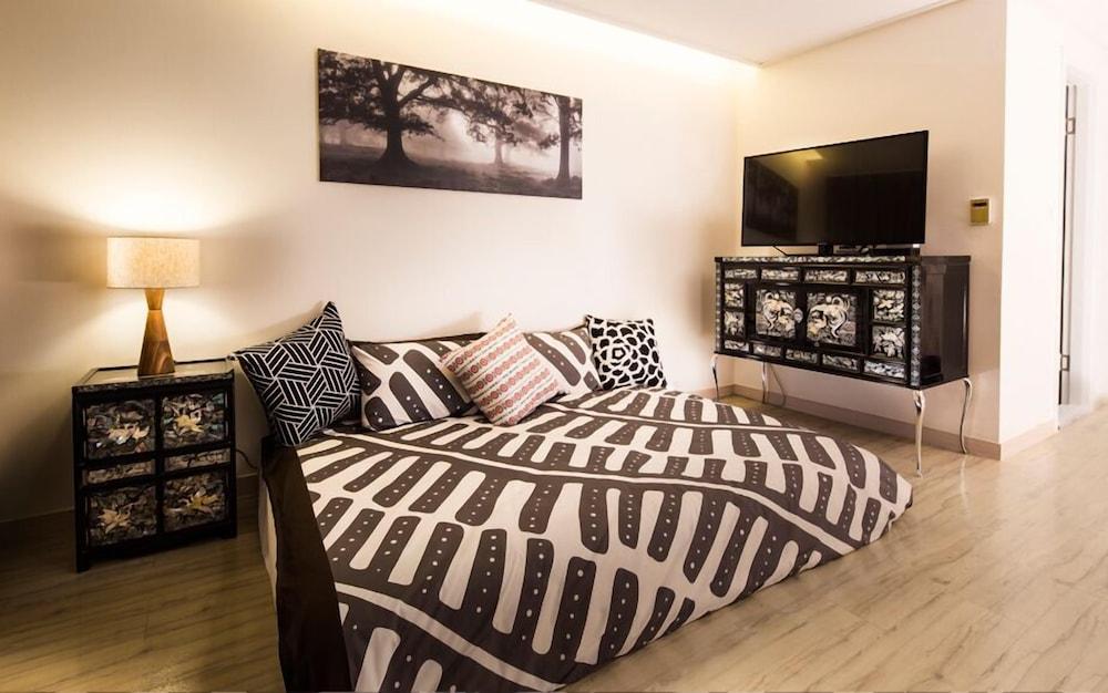Bernoui Hotel 4*